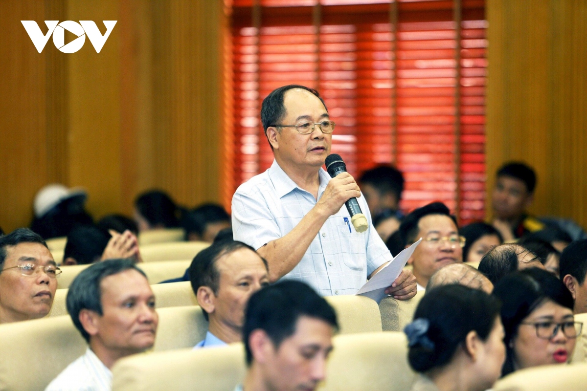 Cử tri Hà Nội kiến nghị triển khai chặt chẽ việc sắp xếp đơn vị hành chính
